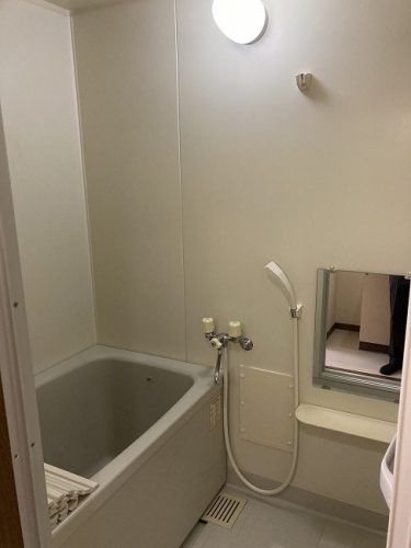 103号室 浴室
