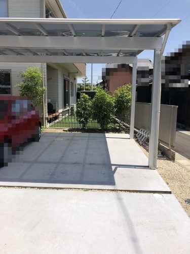 カーポート・庭