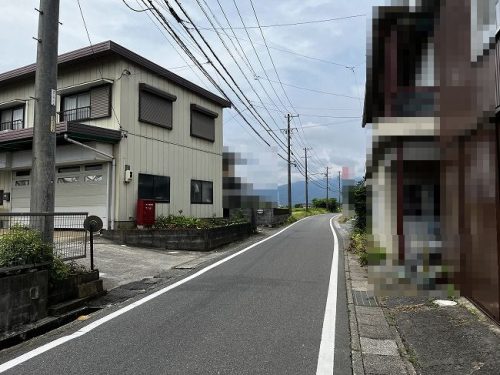 北側 前面道路