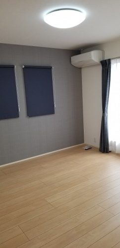 洋室２階（東）
