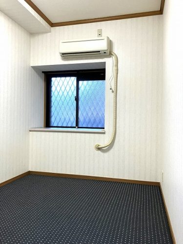 サービスルーム