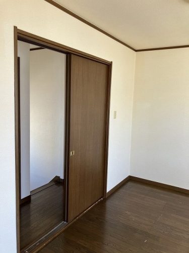 2F南6畳洋室