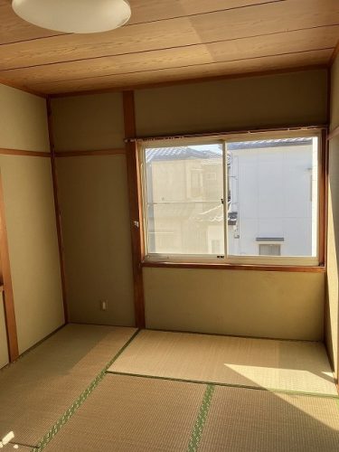 2階６帖和室