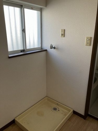 洗濯機置き場