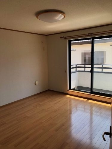 2階洋室 南東側 8.6帖