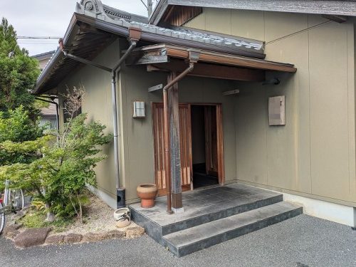 店舗入口