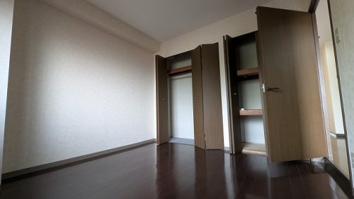 北側洋室