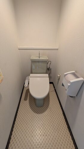 温水洗浄便座付トイレ