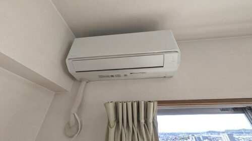 リビングエアコン(2024年に取付)