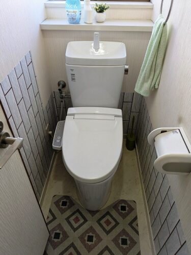 2階トイレ（2018～2019年頃 新品交換）