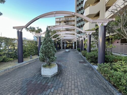 外観アプローチ