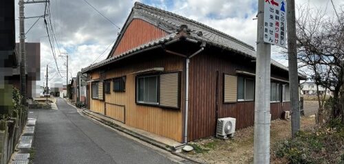 現地外観（東道路より撮影）